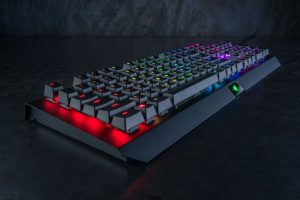 کیبورد گیمینگ ریزر Blackwidow X Chroma
