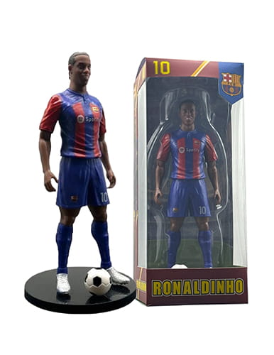 فیگور رونالدینیو با لباس بارسلونا RONALDINHO